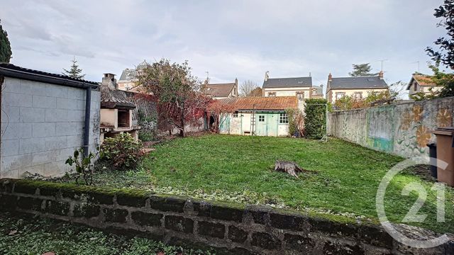 Maison &agrave; louer - 5 pi&egrave;ces - 110 m2 - Crepy En Valois - 60 - PICARDIE