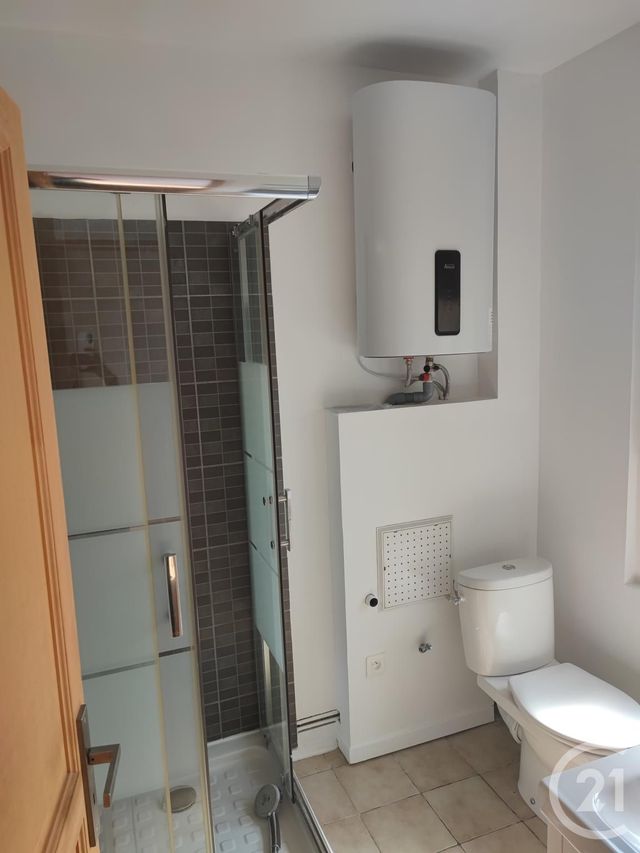 Appartement F2 &agrave; louer - 2 pi&egrave;ces - 37,60 m2 - Crepy En Valois - 60 - PICARDIE