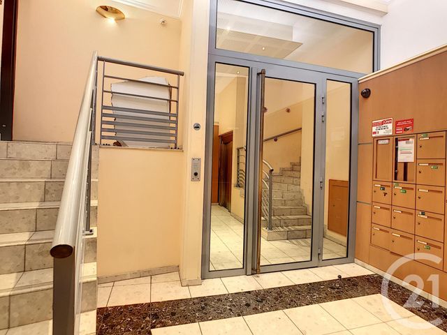 Appartement F3 &agrave; louer - 3 pi&egrave;ces - 52,05 m2 - Crepy En Valois - 60 - PICARDIE