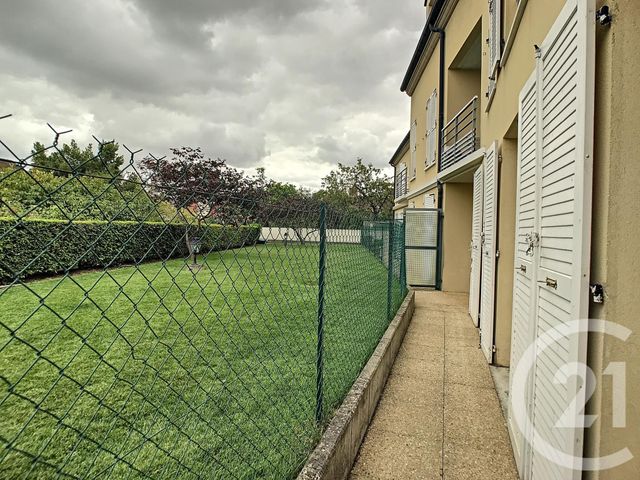 Appartement F3 &agrave; louer - 3 pi&egrave;ces - 52,05 m2 - Crepy En Valois - 60 - PICARDIE
