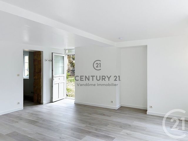 Appartement F4 &agrave; louer - 4 pi&egrave;ces - 97,25 m2 - Morienval - 60 - PICARDIE