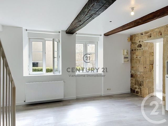 Appartement F4 &agrave; louer - 4 pi&egrave;ces - 97,25 m2 - Morienval - 60 - PICARDIE