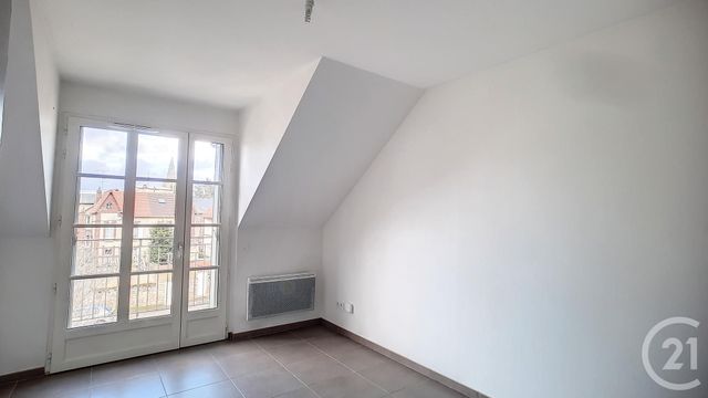 Appartement F2 &agrave; louer - 2 pi&egrave;ces - 30,96 m2 - Crepy En Valois - 60 - PICARDIE