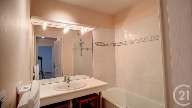 Appartement F2 &agrave; louer - 2 pi&egrave;ces - 43,39 m2 - Crepy En Valois - 60 - PICARDIE
