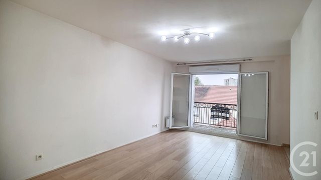 Appartement F2 &agrave; louer - 2 pi&egrave;ces - 43,39 m2 - Crepy En Valois - 60 - PICARDIE