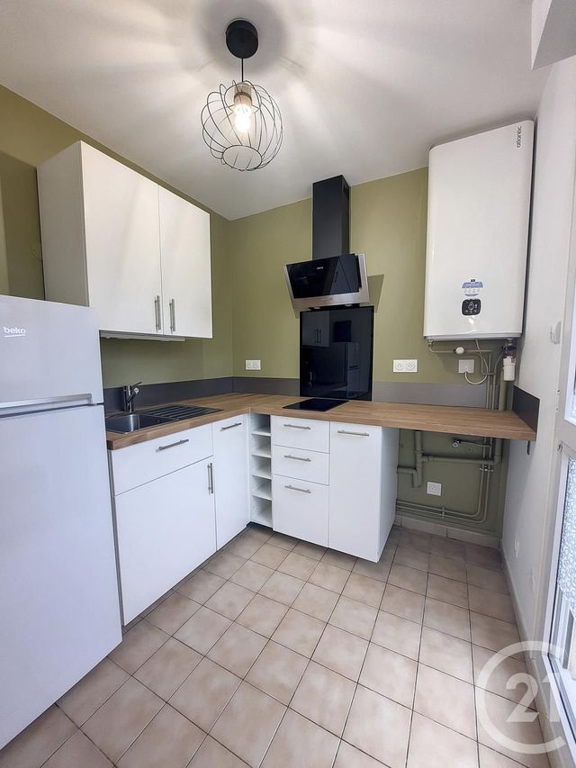 Appartement Studio &agrave; louer - 1 pi&egrave;ce - 31 m2 - Crepy En Valois - 60 - PICARDIE