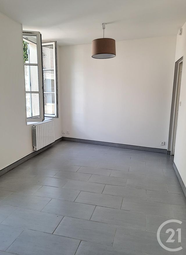 Appartement F2 &agrave; louer - 2 pi&egrave;ces - 35 m2 - Barbery - 60 - PICARDIE