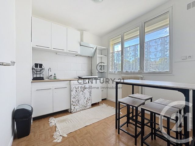 Appartement Studio &agrave; vendre - 1 pi&egrave;ce - 28 m2 - Crepy En Valois - 60 - PICARDIE
