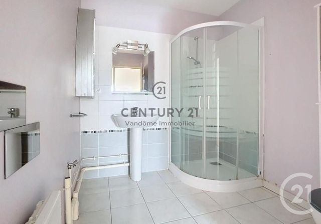 Appartement F2 &agrave; louer - 2 pi&egrave;ces - 36,26 m2 - Crepy En Valois - 60 - PICARDIE