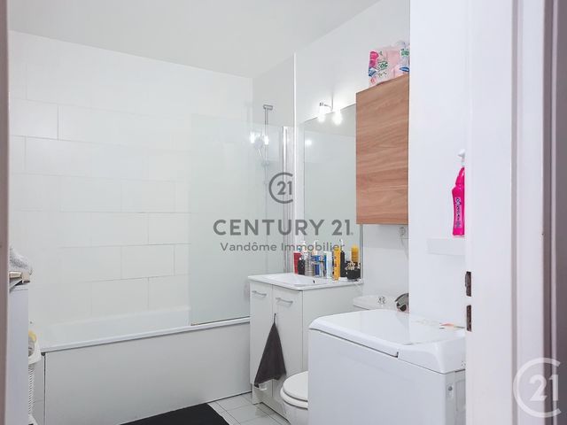 Appartement F1 &agrave; louer - 1 pi&egrave;ce - 26,52 m2 - Le Plessis Belleville - 60 - PICARDIE