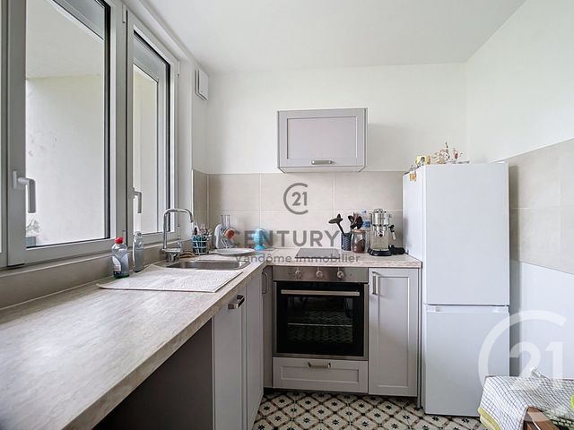 Appartement Studio &agrave; louer - 1 pi&egrave;ce - 28,20 m2 - Crepy En Valois - 60 - PICARDIE