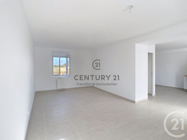 Maison &agrave; louer - 5 pi&egrave;ces - 122 m2 - Boissy Fresnoy - 60 - PICARDIE
