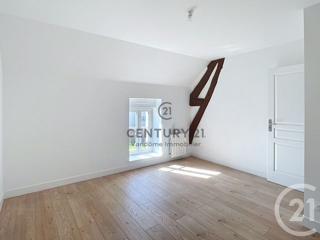 Maison &agrave; louer - 5 pi&egrave;ces - 122 m2 - Boissy Fresnoy - 60 - PICARDIE
