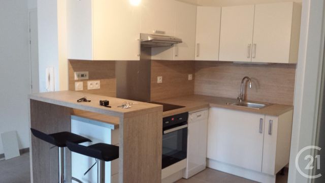 Appartement F2 &agrave; louer - 2 pi&egrave;ces - 38,44 m2 - Crepy En Valois - 60 - PICARDIE