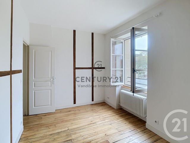 Appartement F4 &agrave; louer - 4 pi&egrave;ces - 81,15 m2 - Crepy En Valois - 60 - PICARDIE