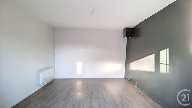 Maison &agrave; louer - 3 pi&egrave;ces - 70 m2 - Mareuil Sur Ourcq - 60 - PICARDIE